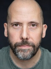 Simon Nader fotoğrafı