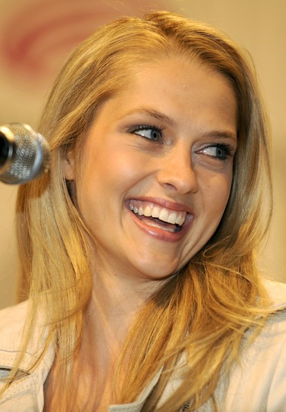 Teresa Palmer Fotoğrafı