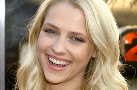 Teresa Palmer Fotoğrafı