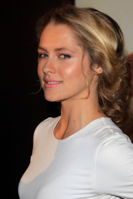 Teresa Palmer Fotoğrafı