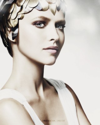 Teresa Palmer Fotoğrafı