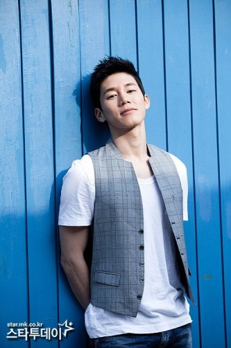 Kim Moo-yul Fotoğrafı