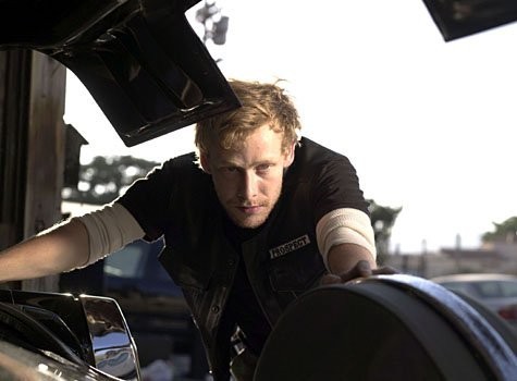 Johnny Lewis fotoğrafı