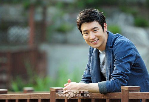 Lee Je-hoon Fotoğrafı