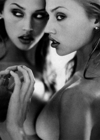 Estella Warren Fotoğrafı