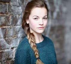 Izzy Meikle-Small fotoğrafı