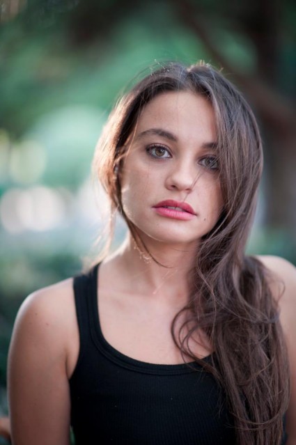 Özge Sezince Fotoğrafı