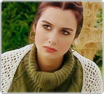 Birce Akalay Fotoğrafı