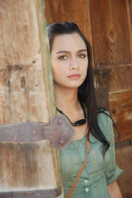 Birce Akalay Fotoğrafı