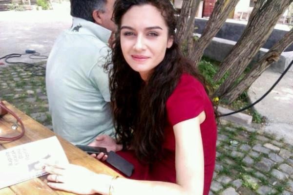 Birce Akalay Fotoğrafı
