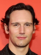 Cory Michael Smith fotoğrafı