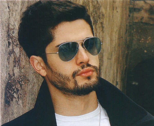 Haluk Piyes Fotoğrafı