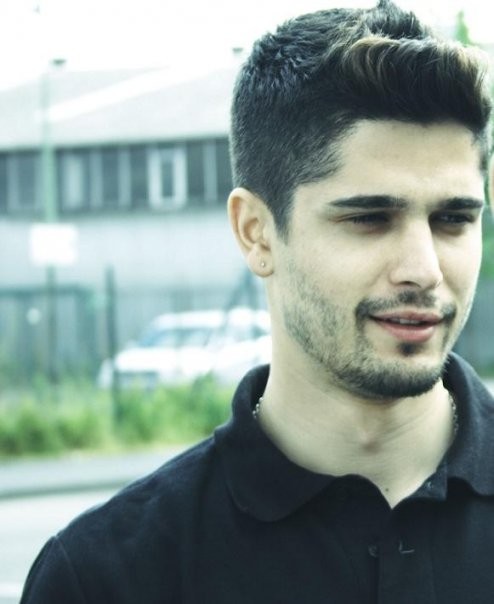 Haluk Piyes Fotoğrafı