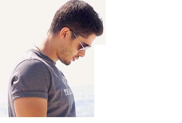 Haluk Piyes Fotoğrafı