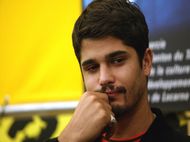 Haluk Piyes Fotoğrafı