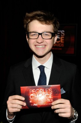 Angus T. Jones Fotoğrafı