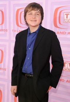 Angus T. Jones fotoğrafı