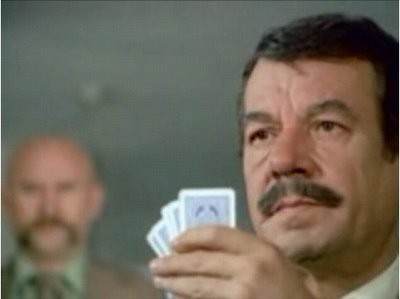 Turgut Özatay Fotoğrafı