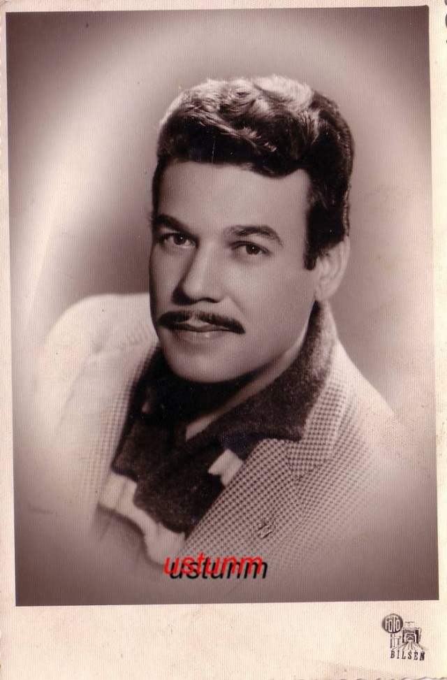 Turgut Özatay fotoğrafı