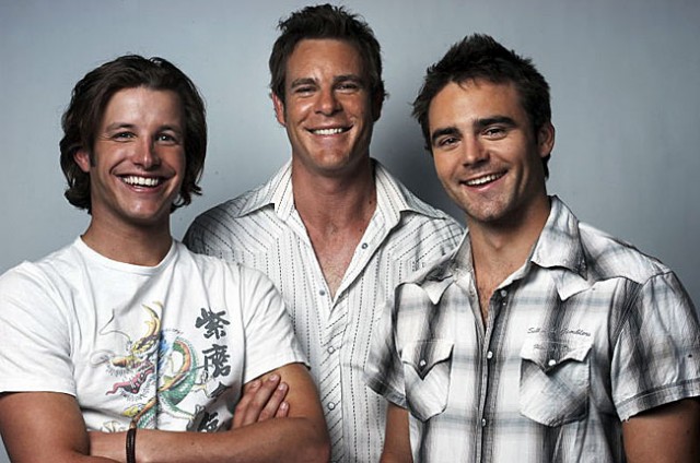 Dustin Clare Fotoğrafı