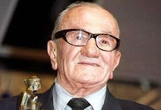 İsmet Ay fotoğrafı