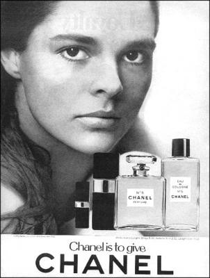 Ali MacGraw fotoğrafı