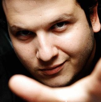 Şahan Gökbakar Fotoğrafı