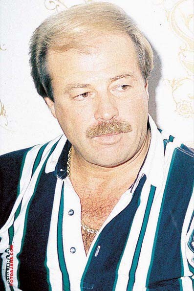 Nuri Alço Fotoğrafı