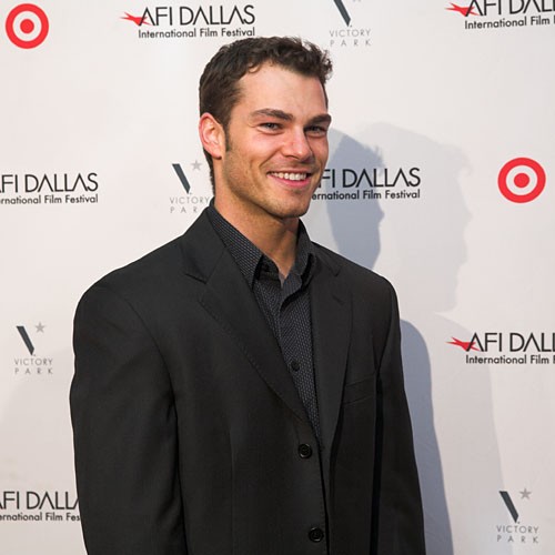 Shawn Roberts Fotoğrafı