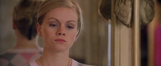 Christina Cole fotoğrafı