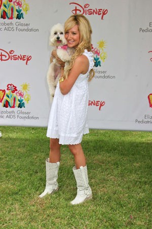 Ashley Tisdale Fotoğrafı