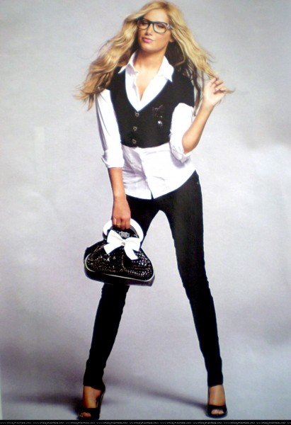 Ashley Tisdale Fotoğrafı