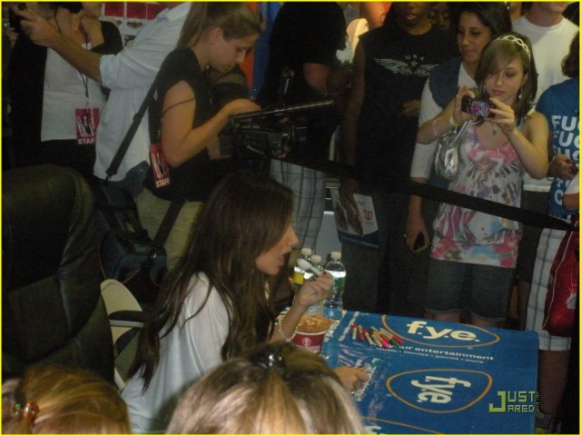 Ashley Tisdale Fotoğrafı