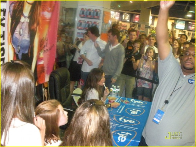 Ashley Tisdale Fotoğrafı