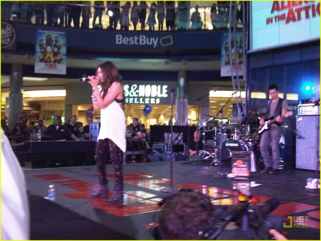 Ashley Tisdale Fotoğrafı