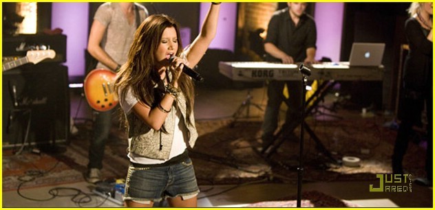 Ashley Tisdale Fotoğrafı