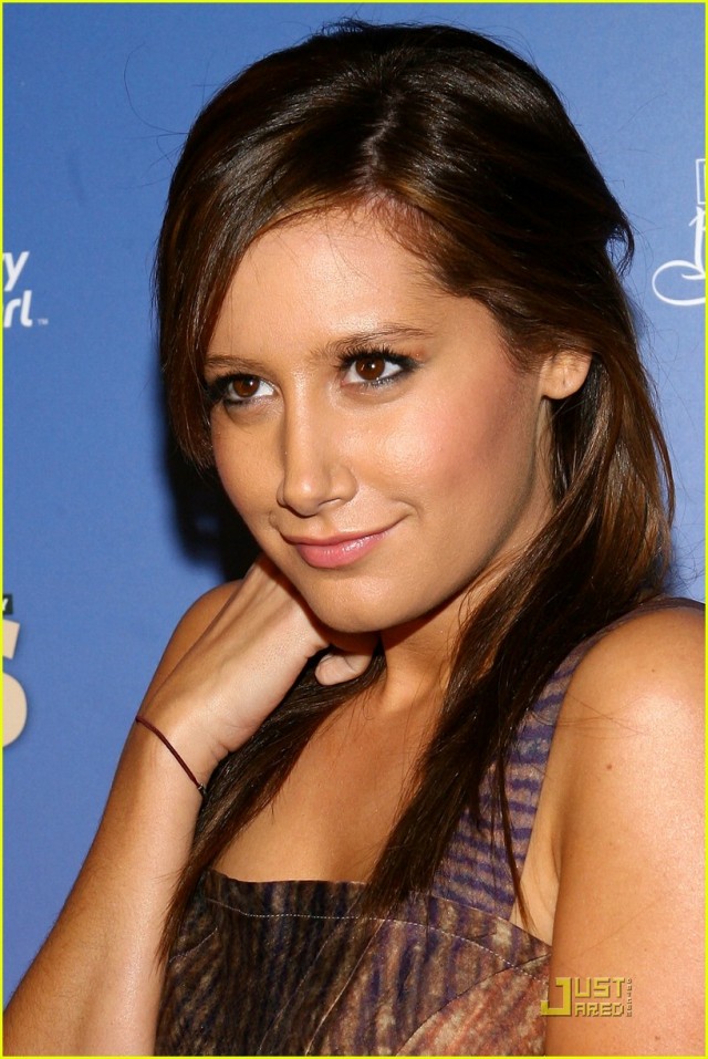 Ashley Tisdale Fotoğrafı
