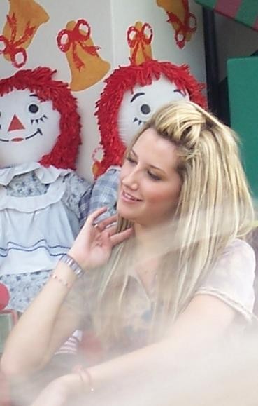 Ashley Tisdale Fotoğrafı