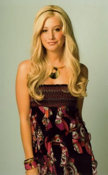 Ashley Tisdale Fotoğrafı