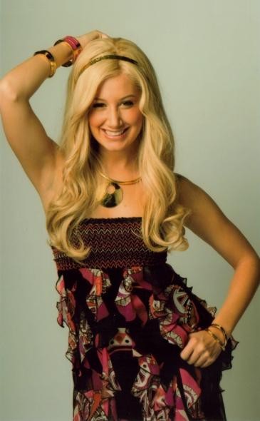 Ashley Tisdale Fotoğrafı