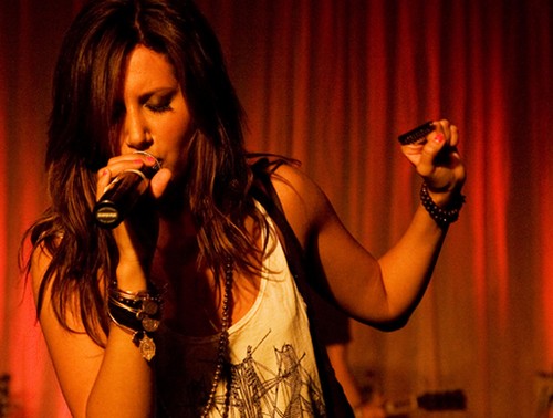 Ashley Tisdale Fotoğrafı