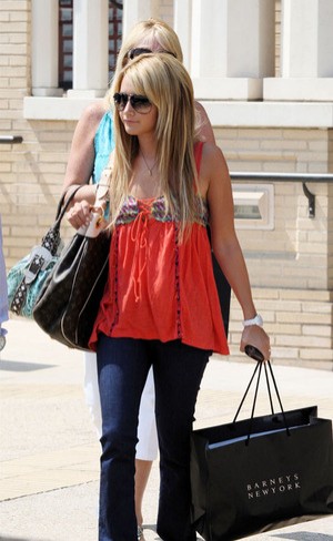 Ashley Tisdale Fotoğrafı