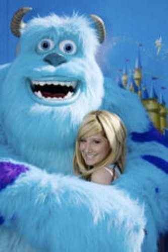 Ashley Tisdale Fotoğrafı