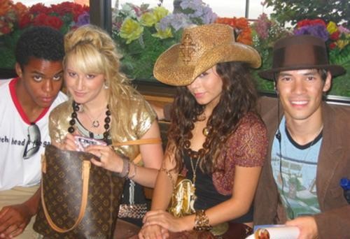 Ashley Tisdale Fotoğrafı