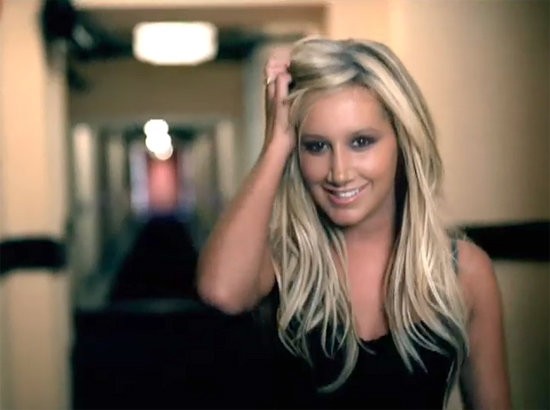 Ashley Tisdale Fotoğrafı