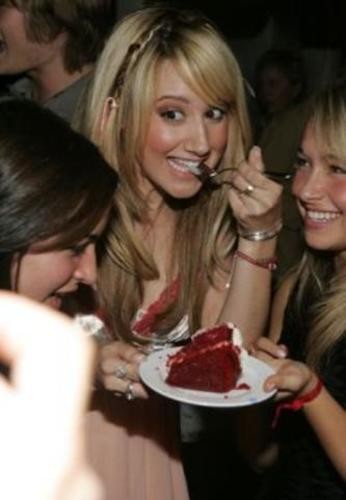Ashley Tisdale Fotoğrafı