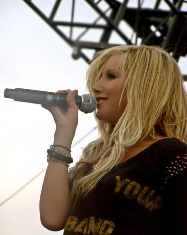 Ashley Tisdale Fotoğrafı