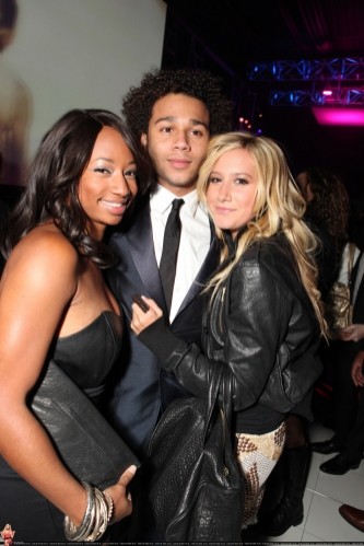 Ashley Tisdale Fotoğrafı