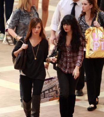 Ashley Tisdale Fotoğrafı