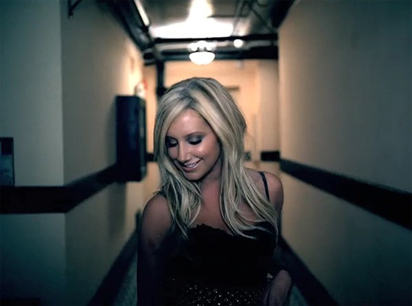 Ashley Tisdale Fotoğrafı